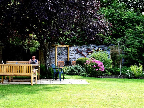 Individually Guided Retreat - Sr Felicity Young Individually Guided Retreat - Sr Felicity Young