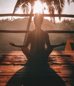 A Yoga course for Ammerdown - Yvonne Cattermole A Yoga course for Ammerdown - Yvonne Cattermole